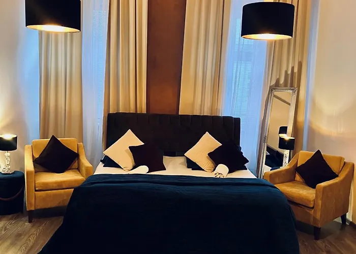 Csaky Palace Ba 3 Bratislava