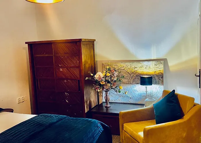 Csaky Palace Ba 3 Apartament *